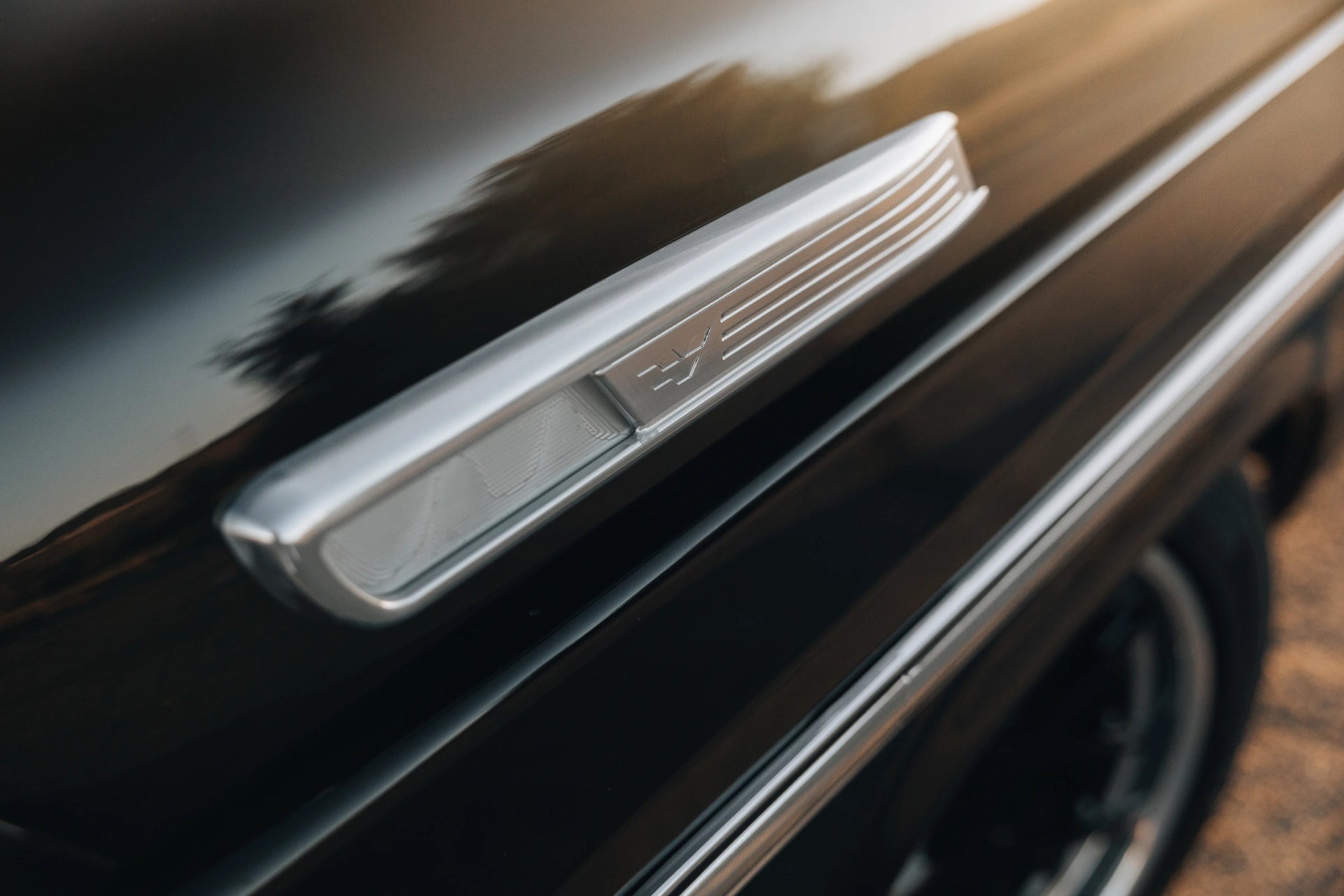 F-100 Hood Badge (Set)